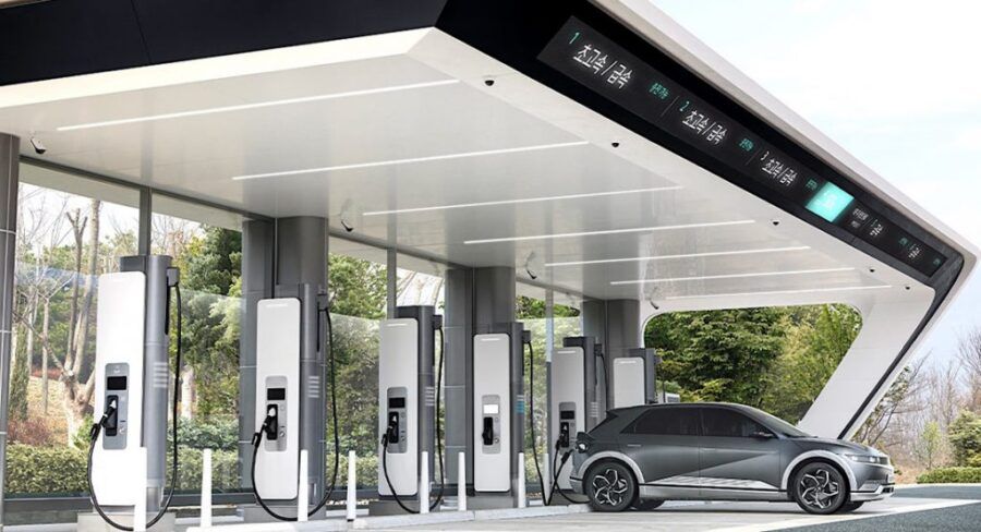 Electrolinera Hyundai 900X488 1