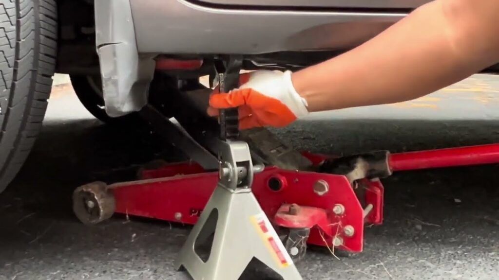 Protocolo De Elevación Segura: Cómo Levantar El Coche Sin Riesgos 1 Image 18